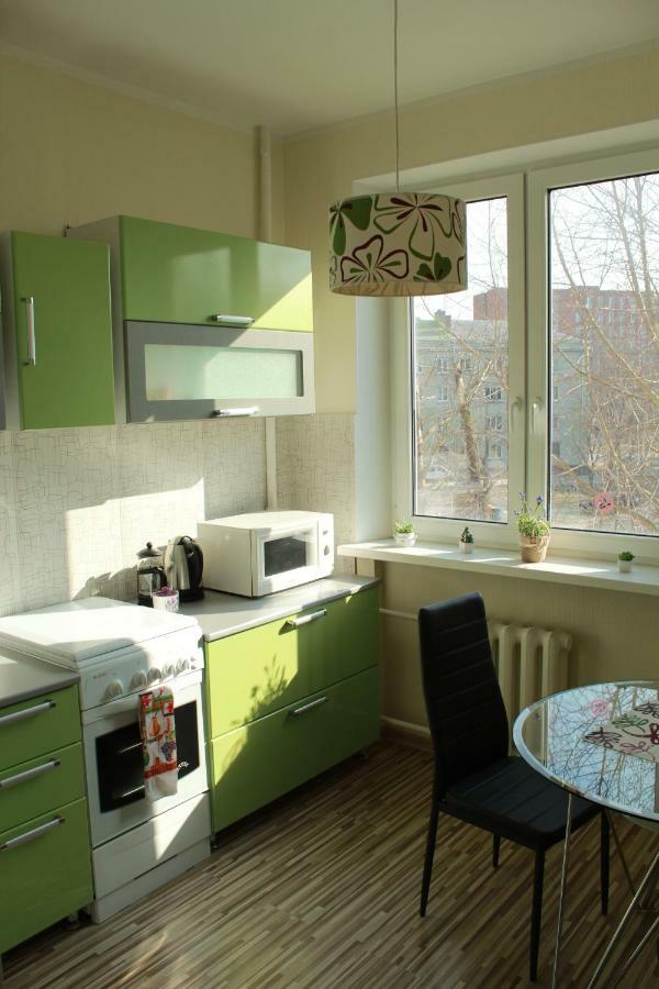 Happy Day Apartment นาร์วา ภายนอก รูปภาพ