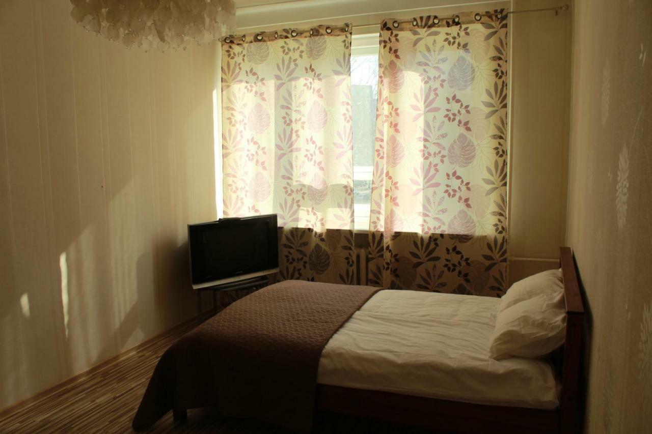 Happy Day Apartment นาร์วา ภายนอก รูปภาพ
