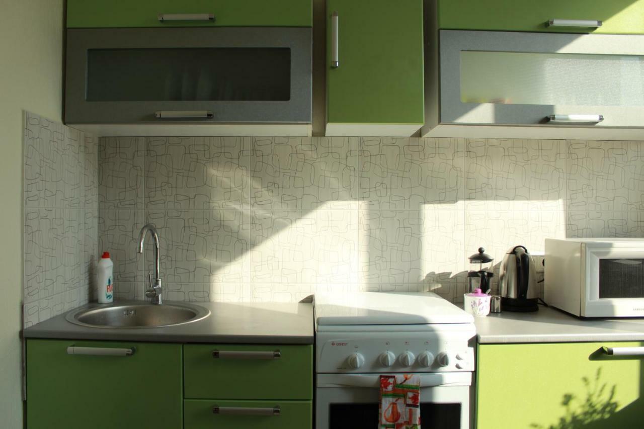 Happy Day Apartment นาร์วา ภายนอก รูปภาพ
